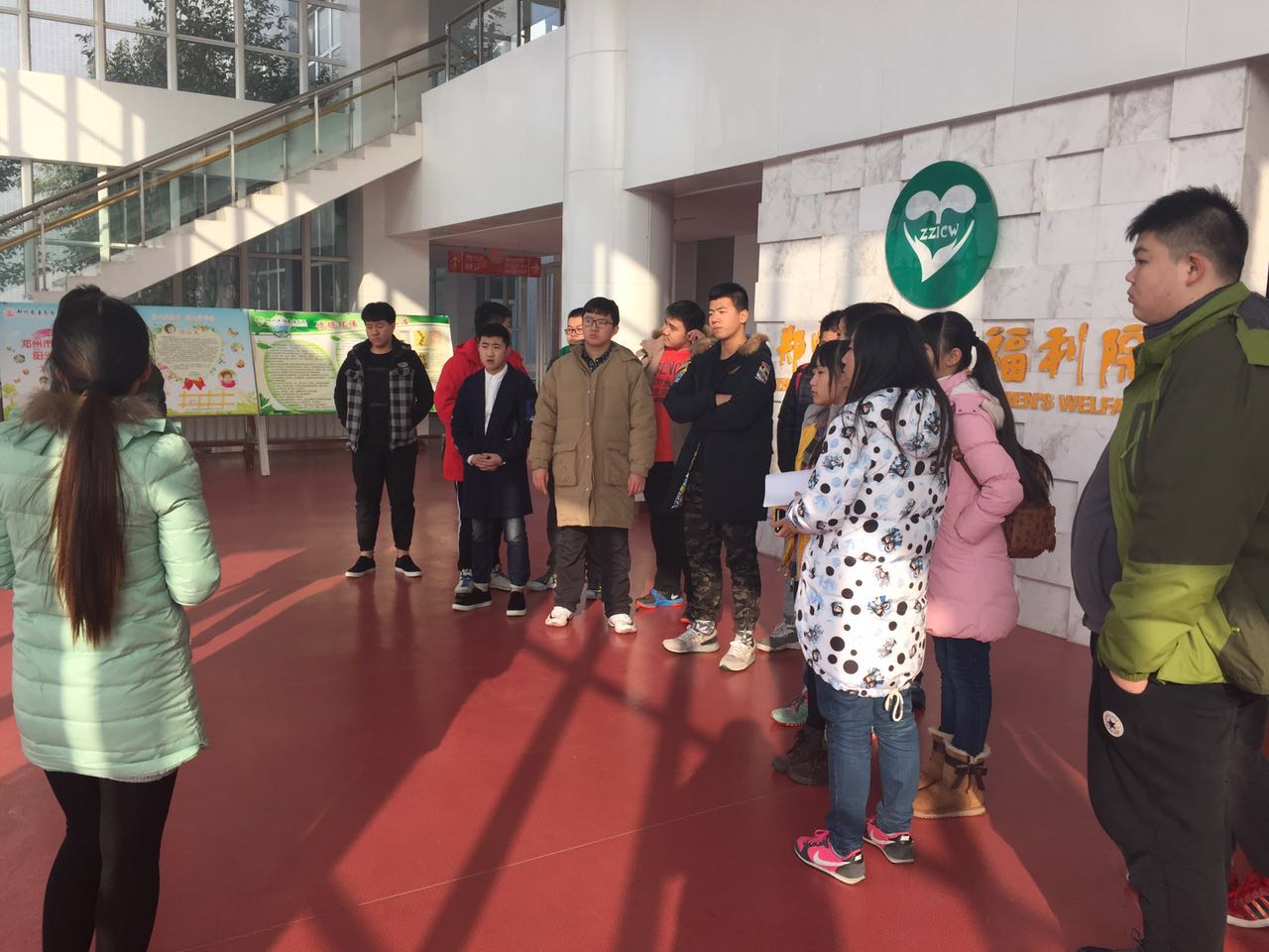 【回中】情系暖冬，感恩之行——郑州市回民中学国际部感恩节儿童福利院之行