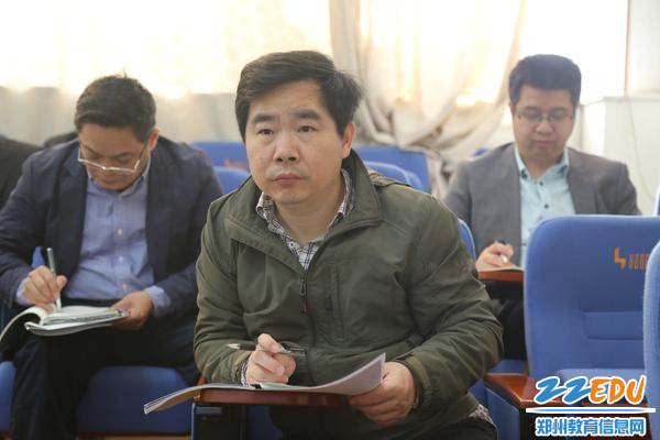 杭州基础教育研究室数学教研员王红权参与交流研讨活动